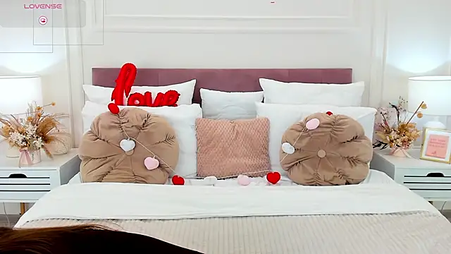 ToriSonn online show from February 2026 06:15:01 AM