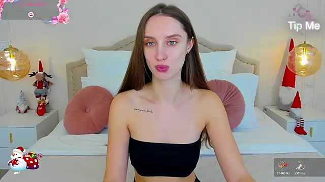 ToriSonn online show from December 2025 01:28:02 PM