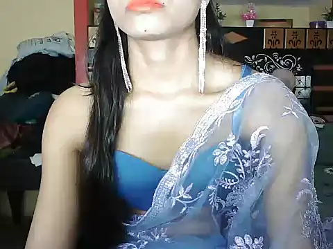 Snapshot of ROSE_GOLDE chatting on October 2025 05:46:01 PM ROSE GOLDE online show from October 2025 05:46:01 PM