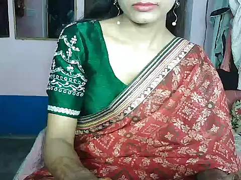 Snapshot of ROSE_GOLDE chatting on October 2025 03:35:02 PM ROSE GOLDE online show from October 2025 03:35:02 PM