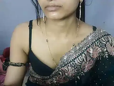 ROSE GOLDE online show from November 2025 03:23:01 PM