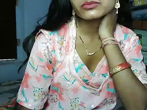 ROSE GOLDE online show from June 2026 10:37:02 AM