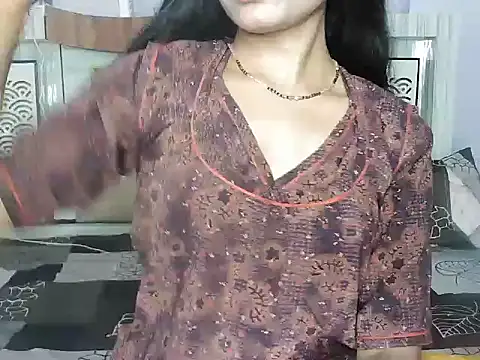 ROSE GOLDE online show from May 2026 06:04:02 AM