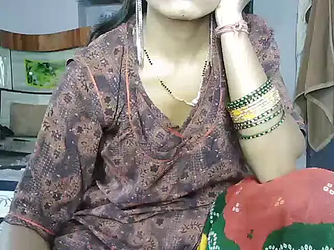 ROSE GOLDE online show from June 2026 06:52:02 AM