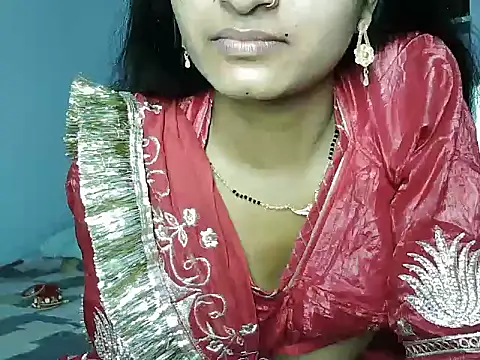 ROSE GOLDE online show from June 2026 10:00:02 PM