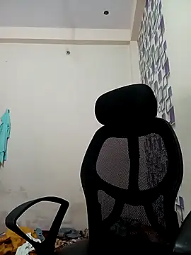 hotmanshi online show from September 2025 01:06:01 PM