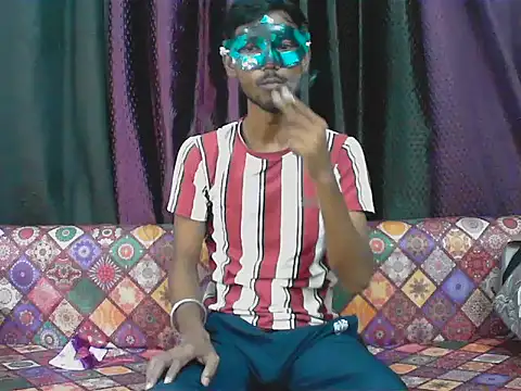Snapshot of horny__couple_ chatting on September 2025 04:42:01 PM horny  couple  online show from September 2025 04:42:01 PM