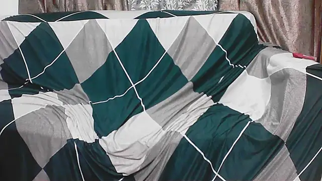 horny  couple  online show from December 2025 06:33:01 PM