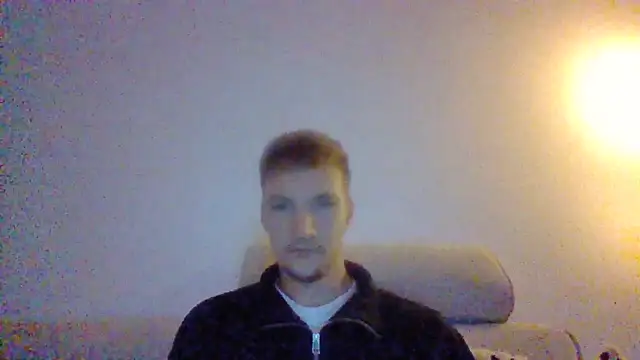 Snapshot of BronBreakerXL chatting on October 2025 05:14:02 PM BronBreakerXL online show from October 2025 05:14:02 PM