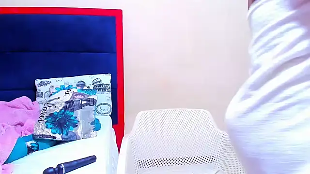 CouplesX96xx online show from February 2026 07:27:01 AM