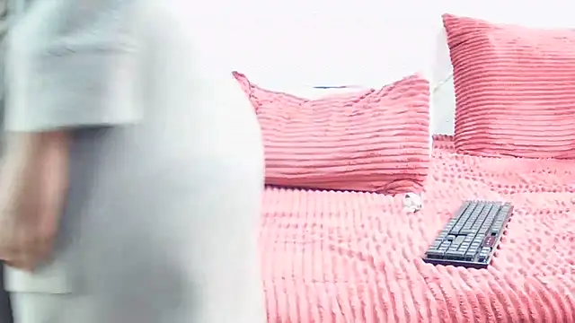 CouplesX96xx online show from May 2026 08:28:02 AM