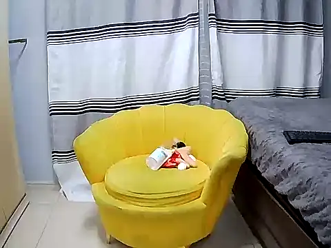 CouplesX96xx online show from December 2025 09:51:01 PM