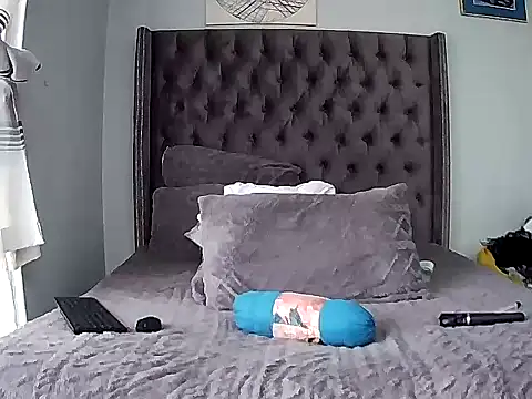 CouplesX96xx online show from December 2025 09:57:02 AM