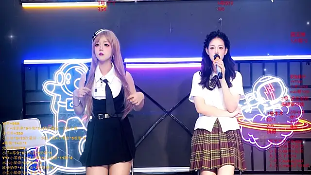 EYgirl222 online show from October 2025 08:16:02 AM