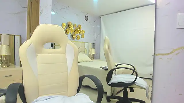 BabyAngel18  online show from October 2025 03:16:02 AM