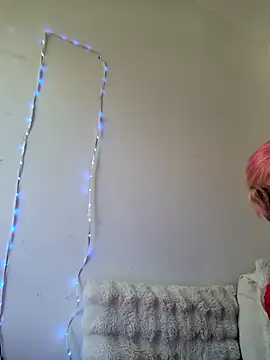 iamlalamilano online show from February 2026 03:57:01 PM