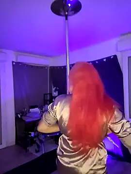 iamlalamilano online show from February 2026 05:46:01 PM