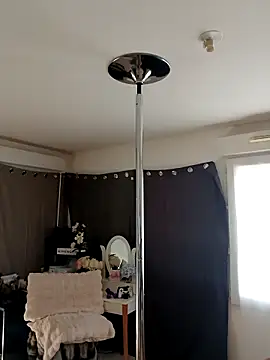 Snapshot of iamlalamilano chatting on March 2026 01:44:01 PM iamlalamilano online show from March 2026 01:44:01 PM