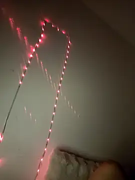 iamlalamilano online show from February 2026 11:27:02 PM