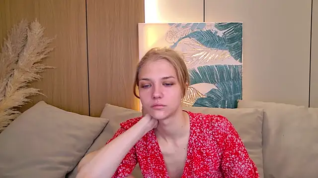 Snapshot of 4example_Chloe chatting on May 2026 05:27:02 AM 4example Chloe online show from May 2026 05:27:02 AM
