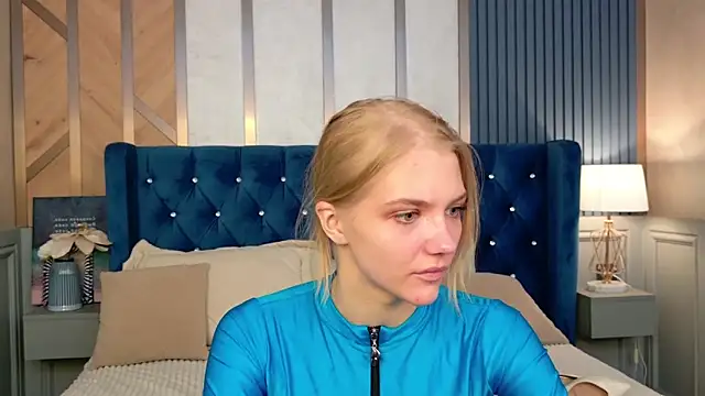 Snapshot of 4example_Chloe chatting on April 2026 05:25:02 AM 4example Chloe online show from April 2026 05:25:02 AM