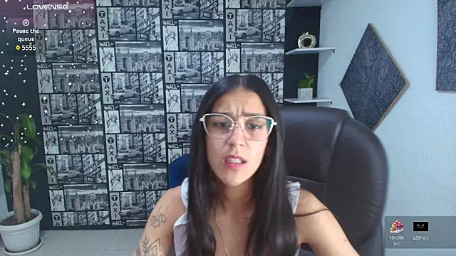 DanielaMonroe online show from October 2025 09:14:02 PM