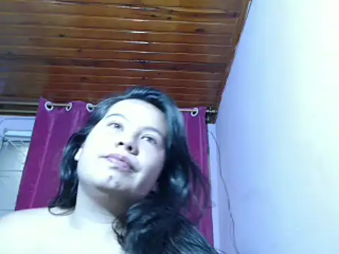 Snapshot of nina_kisslove chatting on September 2025 03:52:02 PM nina kisslove online show from September 2025 03:52:02 PM