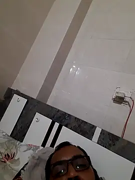 Hot-boy077 online show from October 2025 06:23:02 PM