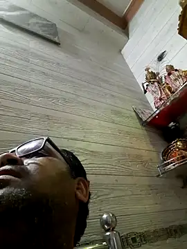 Hot-boy077 online show from April 2026 03:05:01 PM