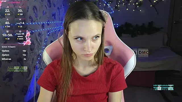 Armurra15 online show from December 2025 08:14:01 PM