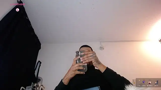 LickMyInk online show from December 2025 04:29:01 AM