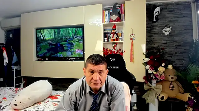 SpartacusDaddy48 online show from April 2026 06:30:01 AM