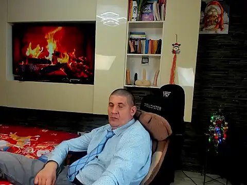 SpartacusDaddy48 online show from January 2026 11:05:02 AM