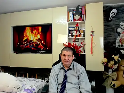 SpartacusDaddy48 online show from March 2026 05:13:01 PM