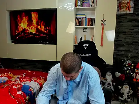 SpartacusDaddy48 online show from January 2026 12:20:01 PM