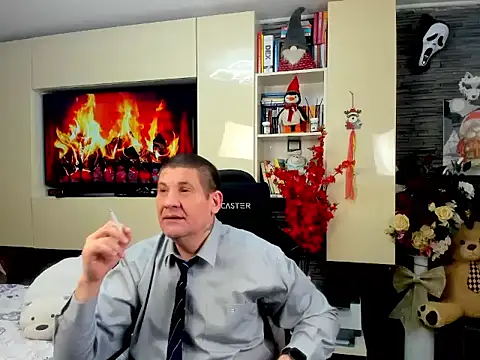 SpartacusDaddy48 online show from March 2026 06:14:02 PM