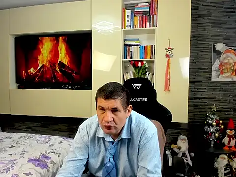 SpartacusDaddy48 online show from February 2026 04:40:01 PM