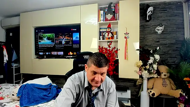 SpartacusDaddy48 online show from April 2026 08:27:01 AM