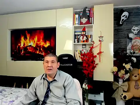 SpartacusDaddy48 online show from March 2026 10:39:01 PM