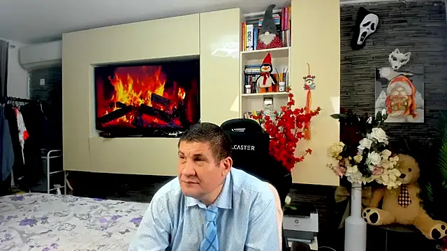 SpartacusDaddy48 online show from March 2026 12:47:01 PM