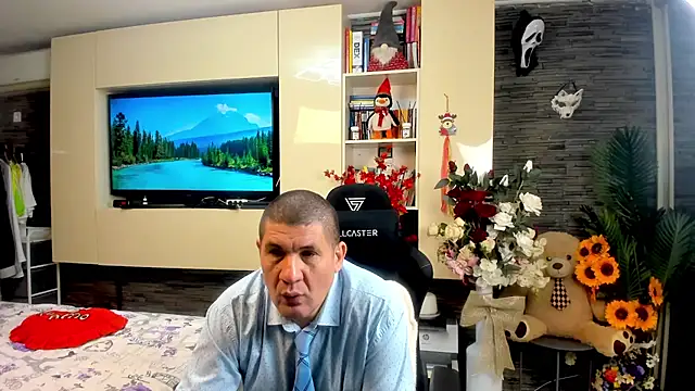 SpartacusDaddy48 online show from May 2026 08:50:01 AM