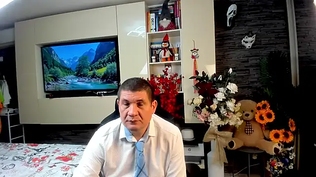 SpartacusDaddy48 online show from May 2026 02:26:01 PM