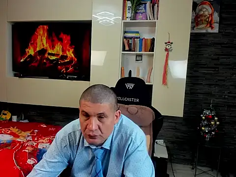 SpartacusDaddy48 online show from January 2026 10:53:02 AM