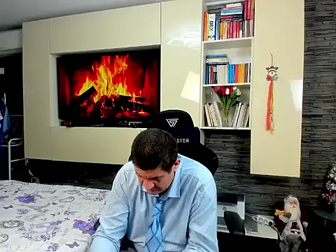 SpartacusDaddy48 online show from February 2026 10:07:01 PM