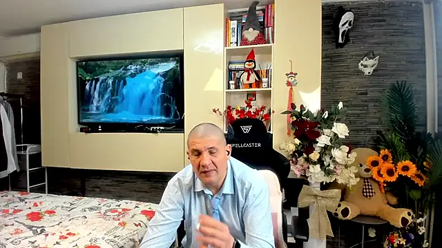 SpartacusDaddy48 online show from April 2026 10:30:01 AM