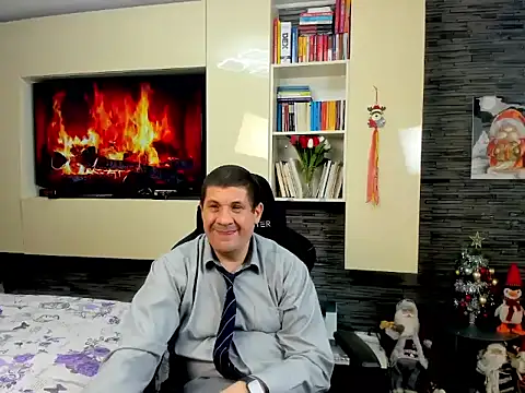 SpartacusDaddy48 online show from February 2026 04:45:01 AM