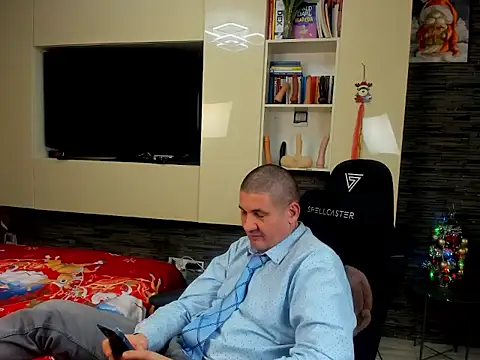 SpartacusDaddy48 online show from January 2026 11:22:02 PM