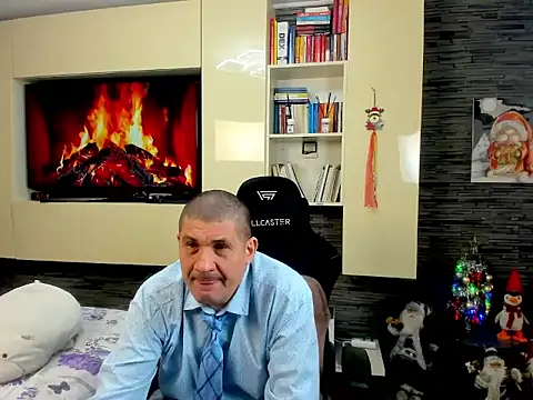 SpartacusDaddy48 online show from February 2026 03:30:01 AM