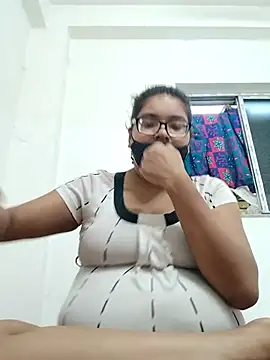 Snapshot of Elie_couple143 chatting on September 2025 11:54:02 AM Elie couple143 online show from September 2025 11:54:02 AM