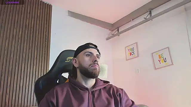 Maximo Wolff online show from January 2026 08:02:01 PM